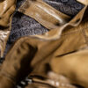 Le blouson en cuir souple et fin, lisse et traité en surface pour un look vintage, cognac – Image 6