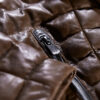 Le bomber audacieux innovant en cuir, aspect matelassé, confort thermique, cognac – Image 3