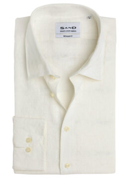 La chemise douce en fibres naturelles, teinte neutre