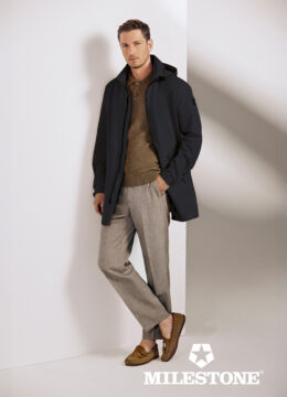 L’imperméable de ville, matériau innovant performant, capuche intégrée, marine foncé